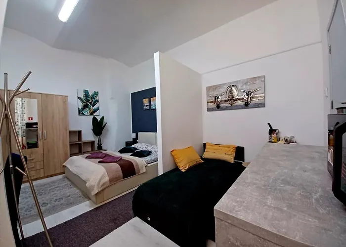 Studios Republicii Brasov